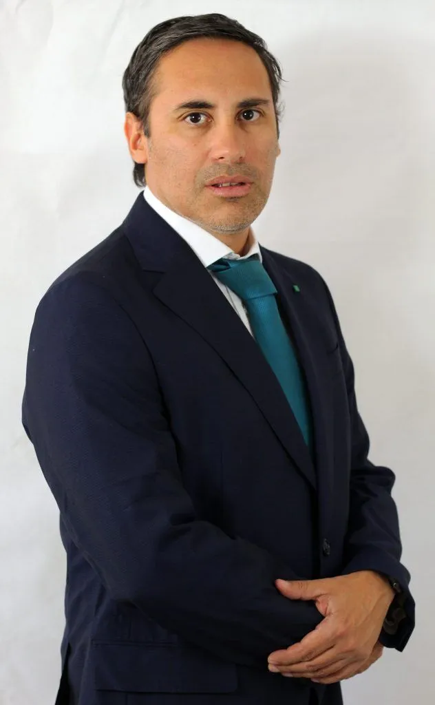 Óscar Órdenes Morales - Especialista en Derecho Laboral